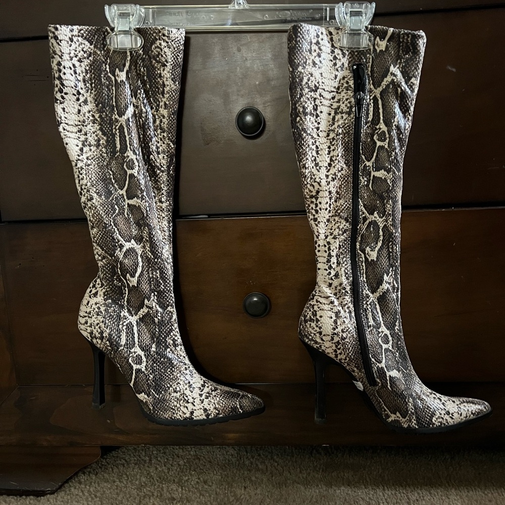 Steve Madden Black and White Snakeskin Heeled Boots